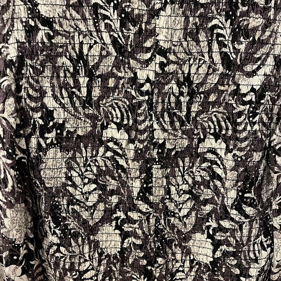 Smocked Print Blouse - Part Two (Size 34 / XS) - Picture 10 of 10